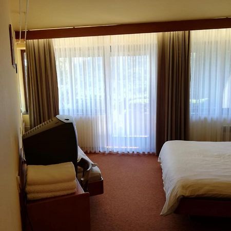 Hotel Trojane, Inspiration Of The Green Retreat Екстер'єр фото
