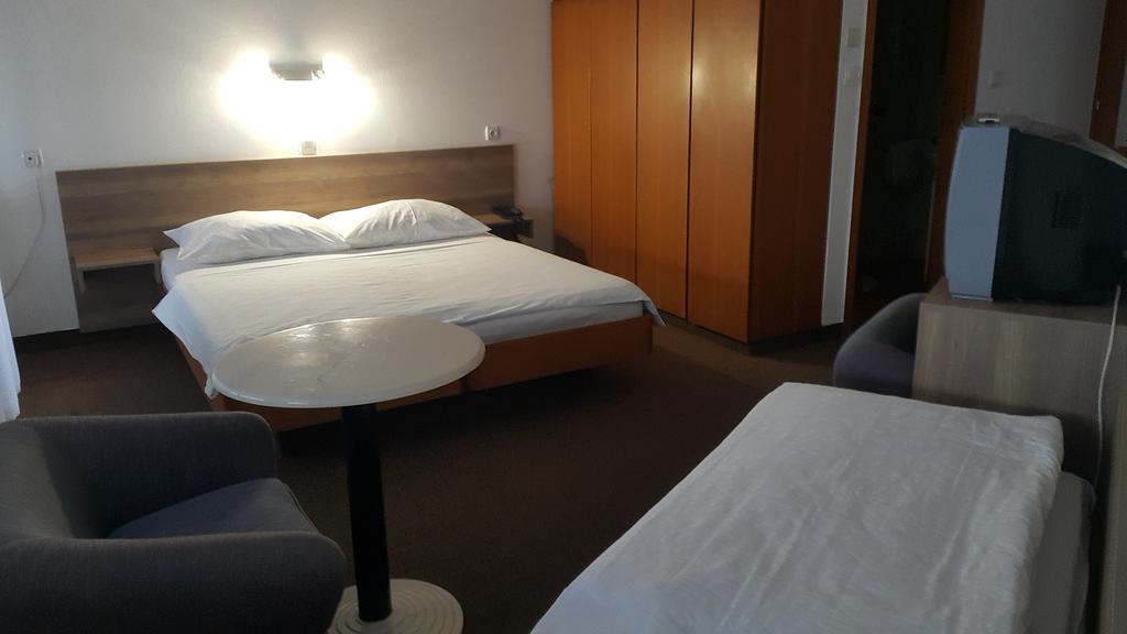 Hotel Trojane, Inspiration Of The Green Retreat Екстер'єр фото